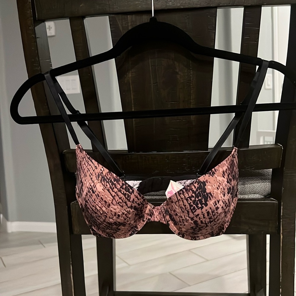 Victoria’s Secret PINK Bra NWOT